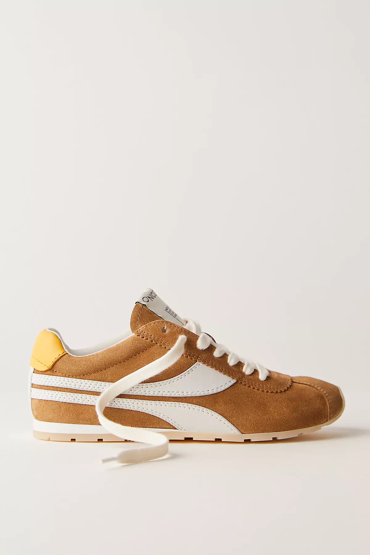 Oncept Essex Sneakers