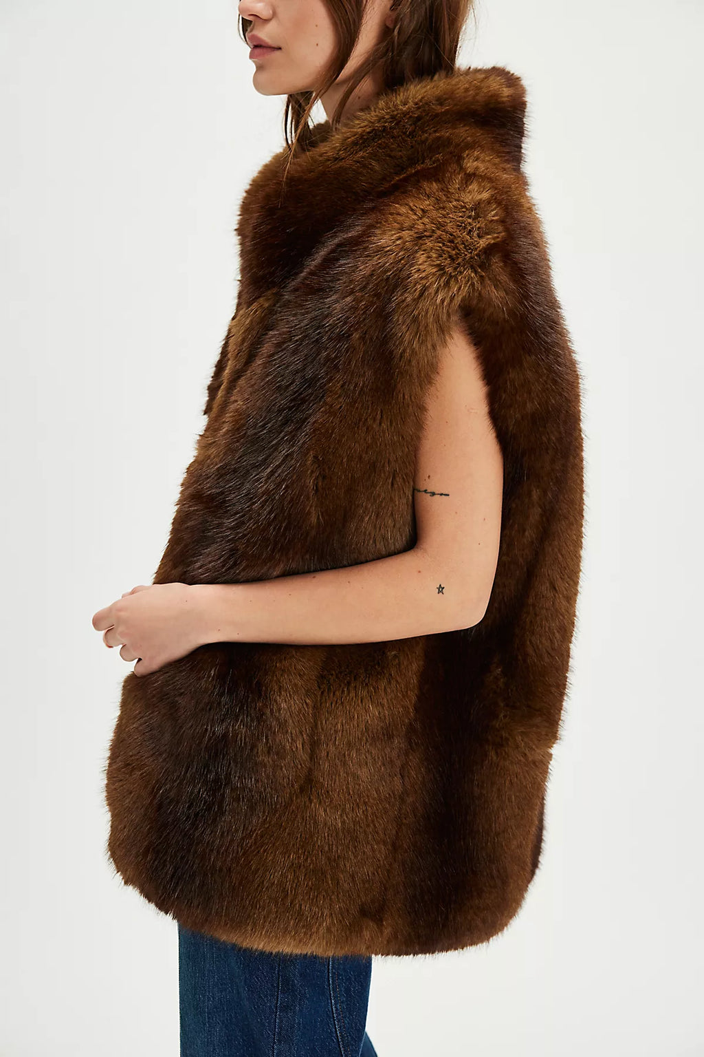 APPARIS Laila Faux Fur Vest