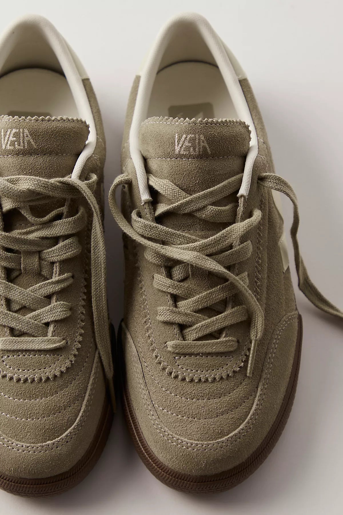 Veja Panenka Sneakers