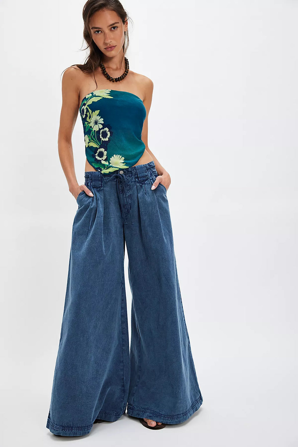 Julien Wide-Leg Chino Trousers