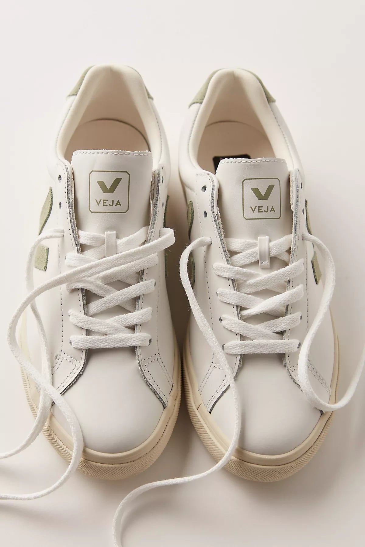 Veja Esplar Sneakers