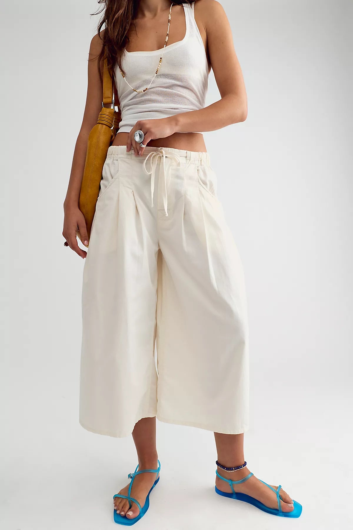 Telluride Wide-Leg Crop Pull-On Solid Pants