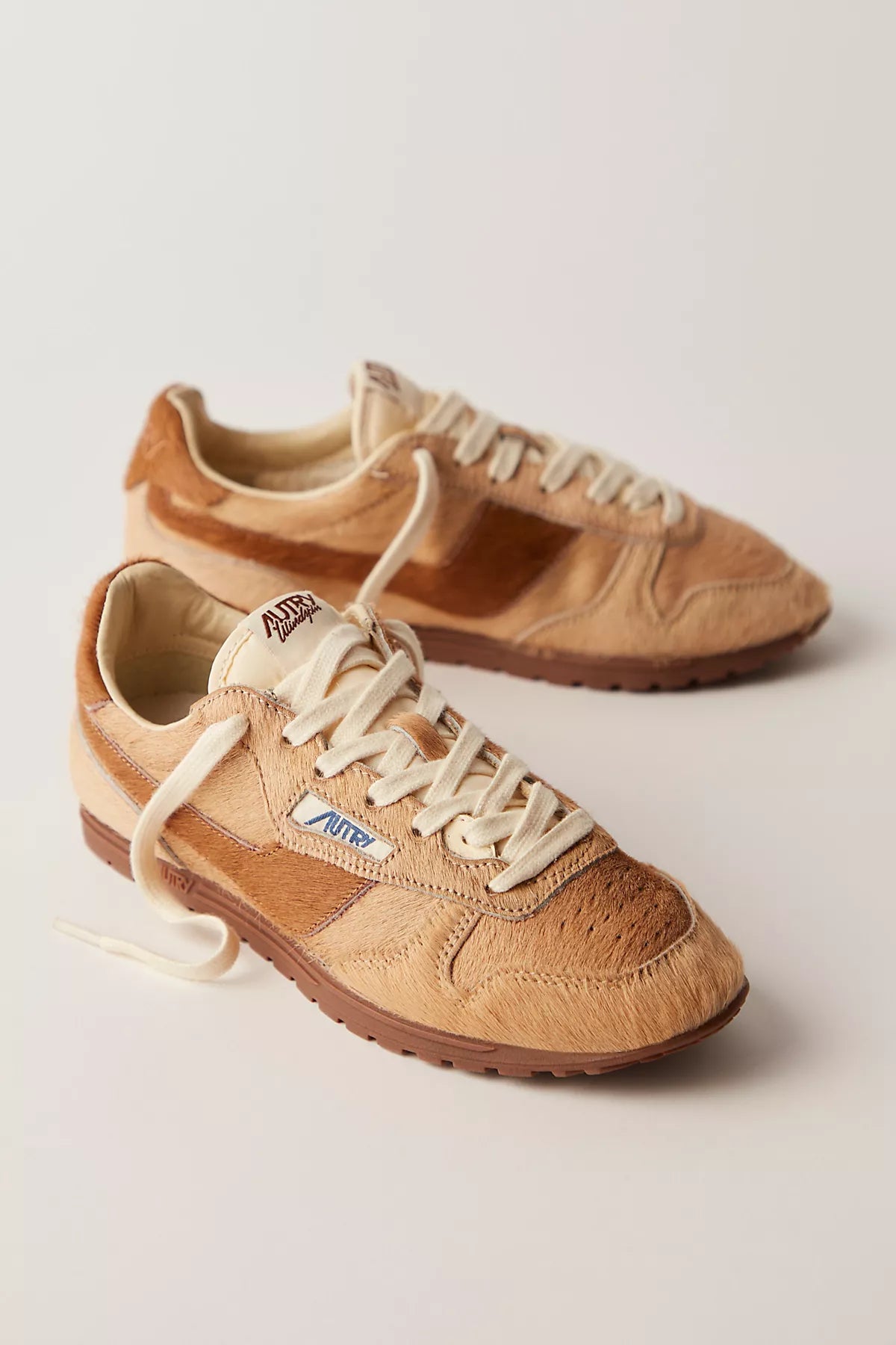 Autry Windspin Low Top Pony Hair Sneakers