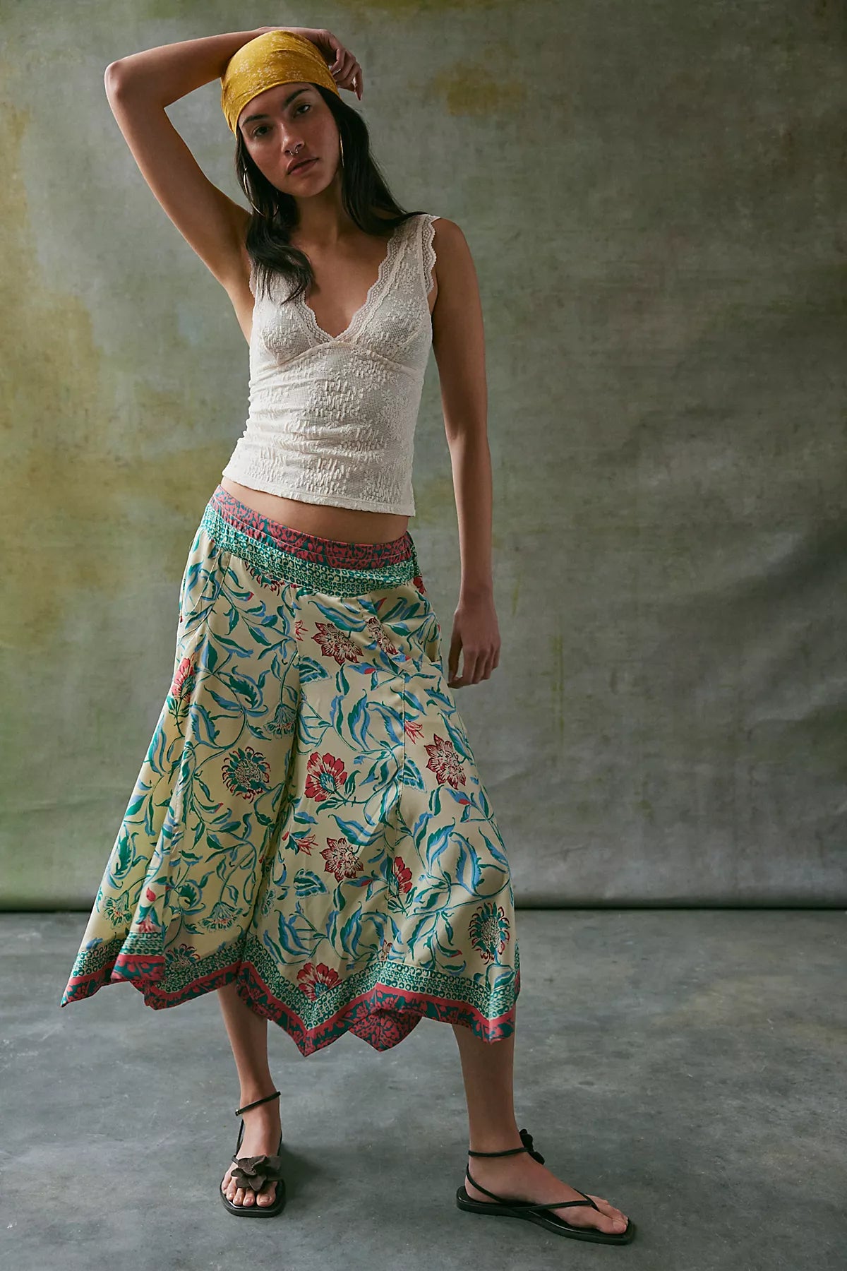 Sweet Reaction Pull-On Wide-Leg Crop Pants