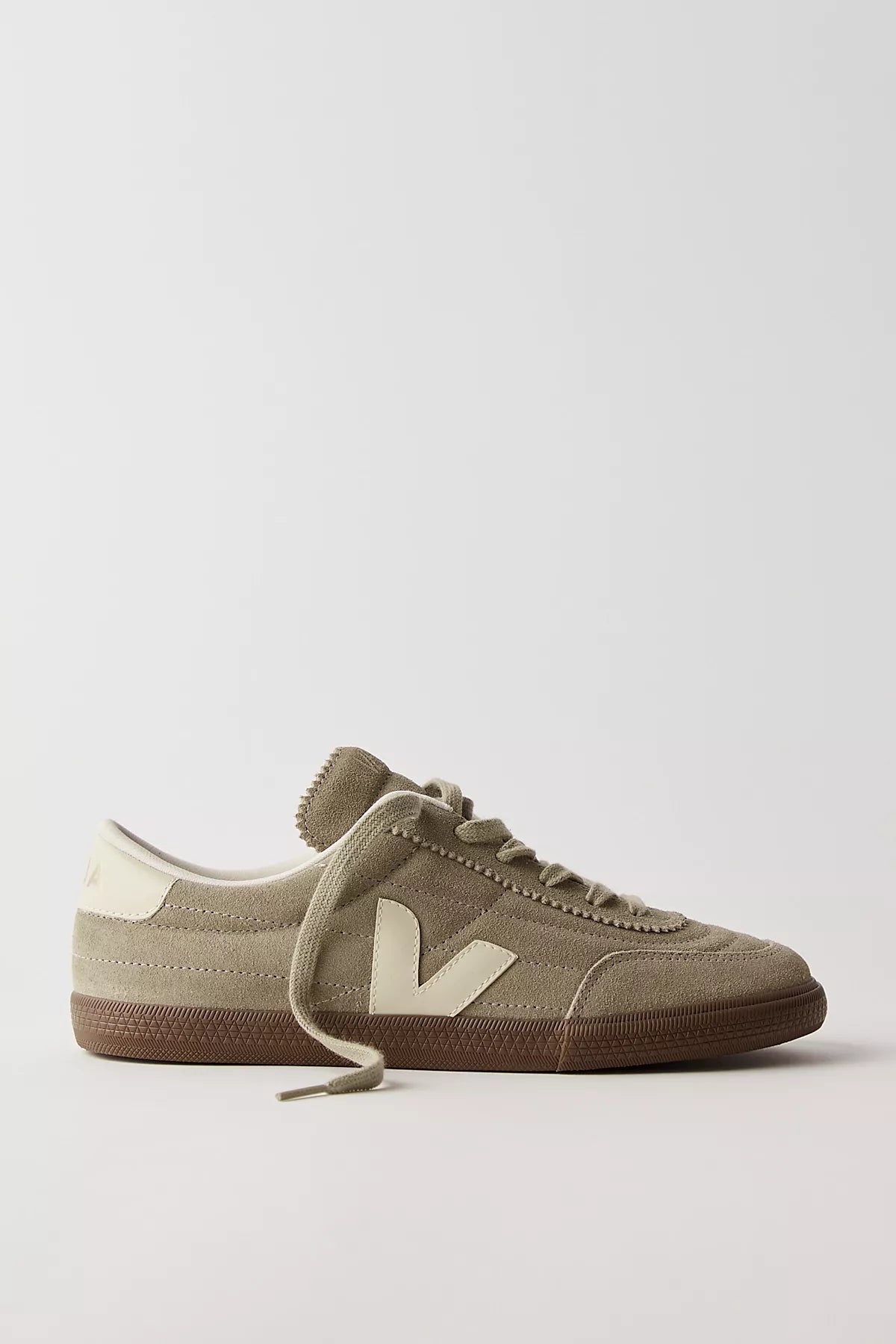 Veja Panenka Sneakers