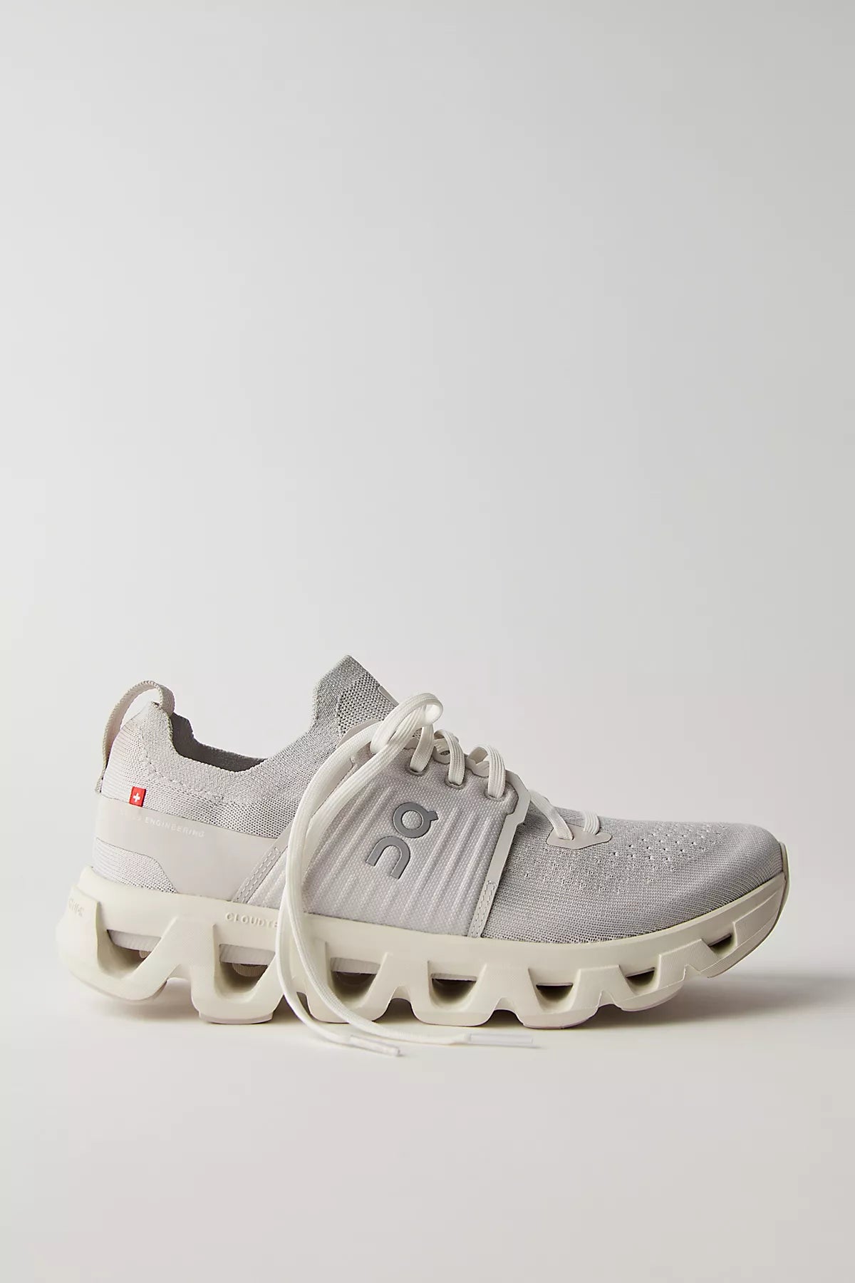 On Cloudswift 4 Sneakers