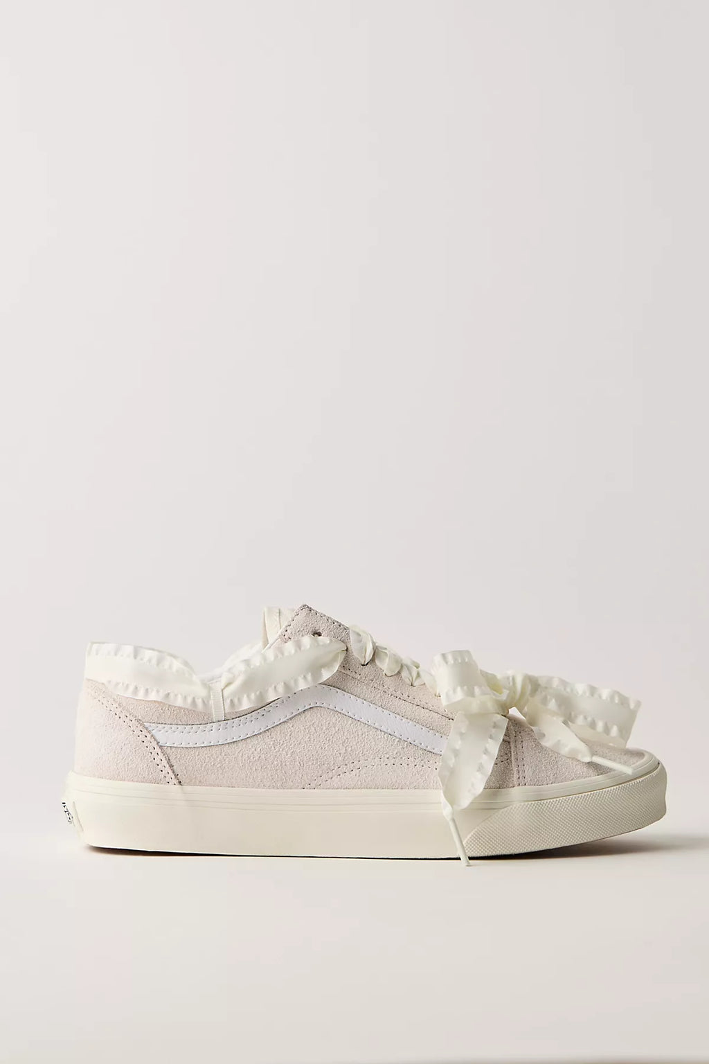 Vans Old Skool Coquette Sneakers