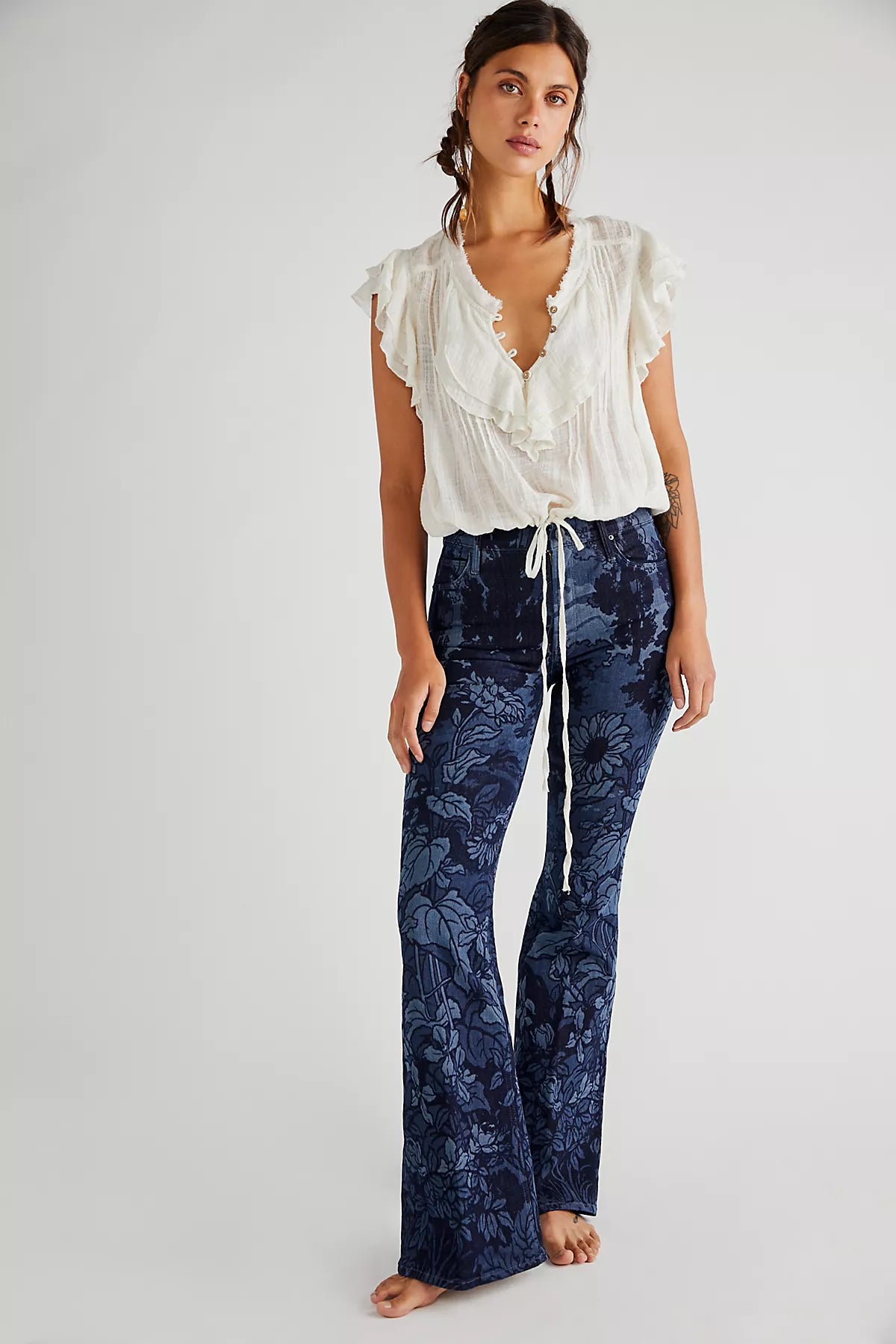 MOTHER The Doozy Sneak High-Rise Flare Jeans