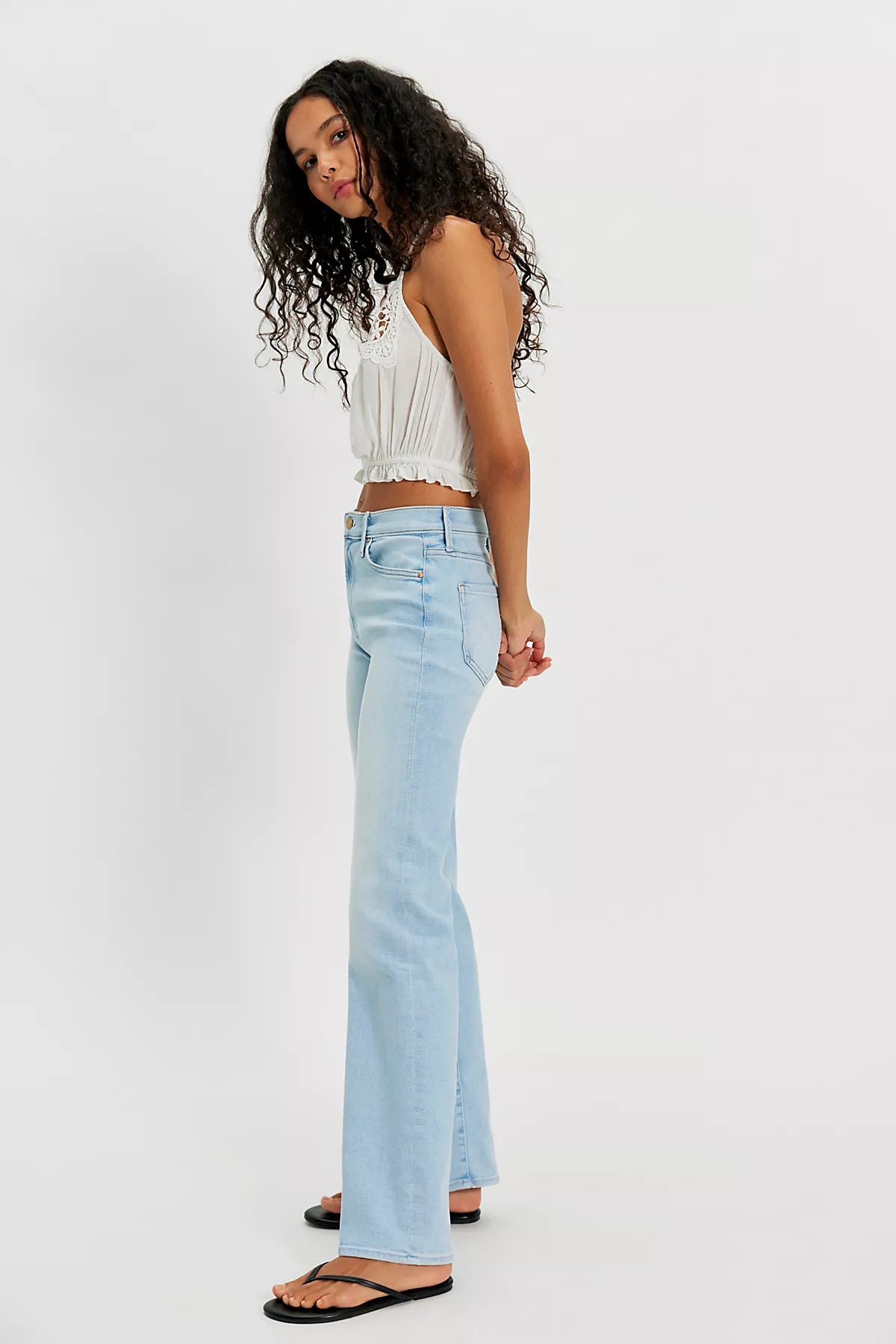 MOTHER The Kick It Jeans