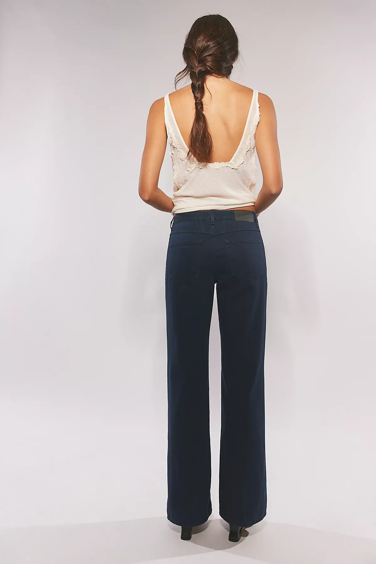 Closed Gillian Jeans