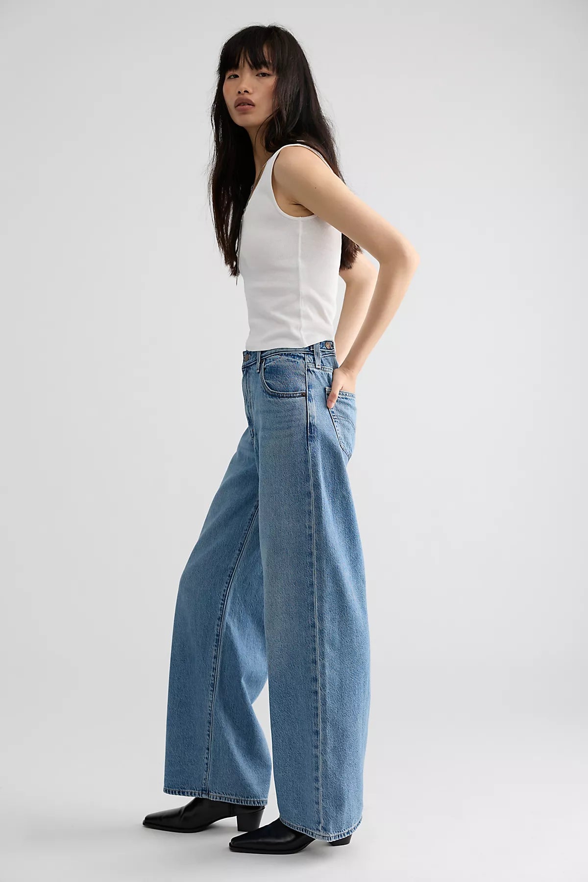 Levi's Cinch Wide-Leg Jeans